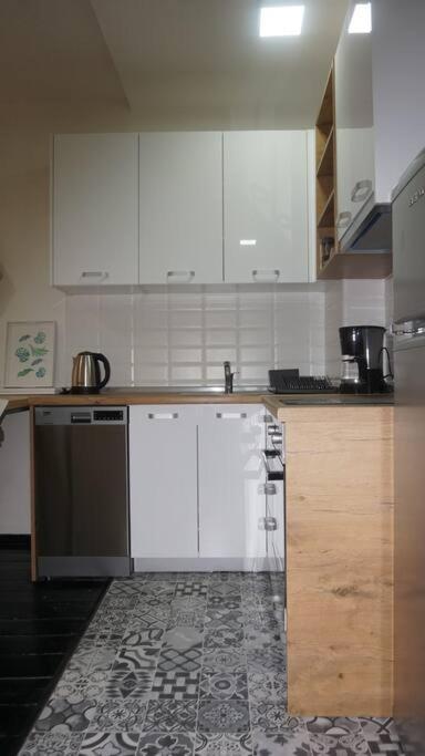 Cosy Apartment In The Heart Of Skopje Buitenkant foto