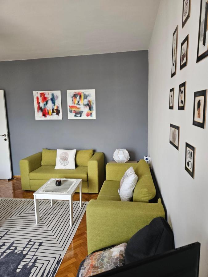 Cosy Apartment In The Heart Of Skopje Buitenkant foto