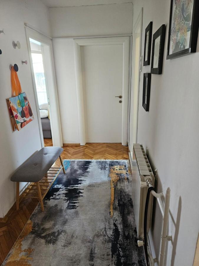 Cosy Apartment In The Heart Of Skopje Buitenkant foto